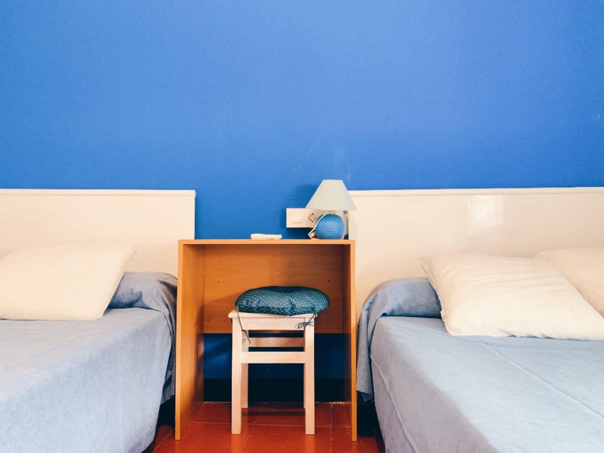 Hostal Portbou Eksteriør billede