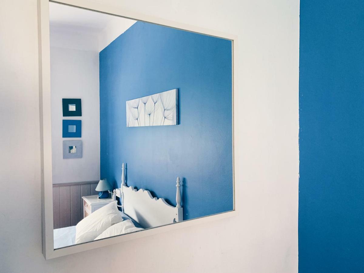Hostal Portbou Eksteriør billede